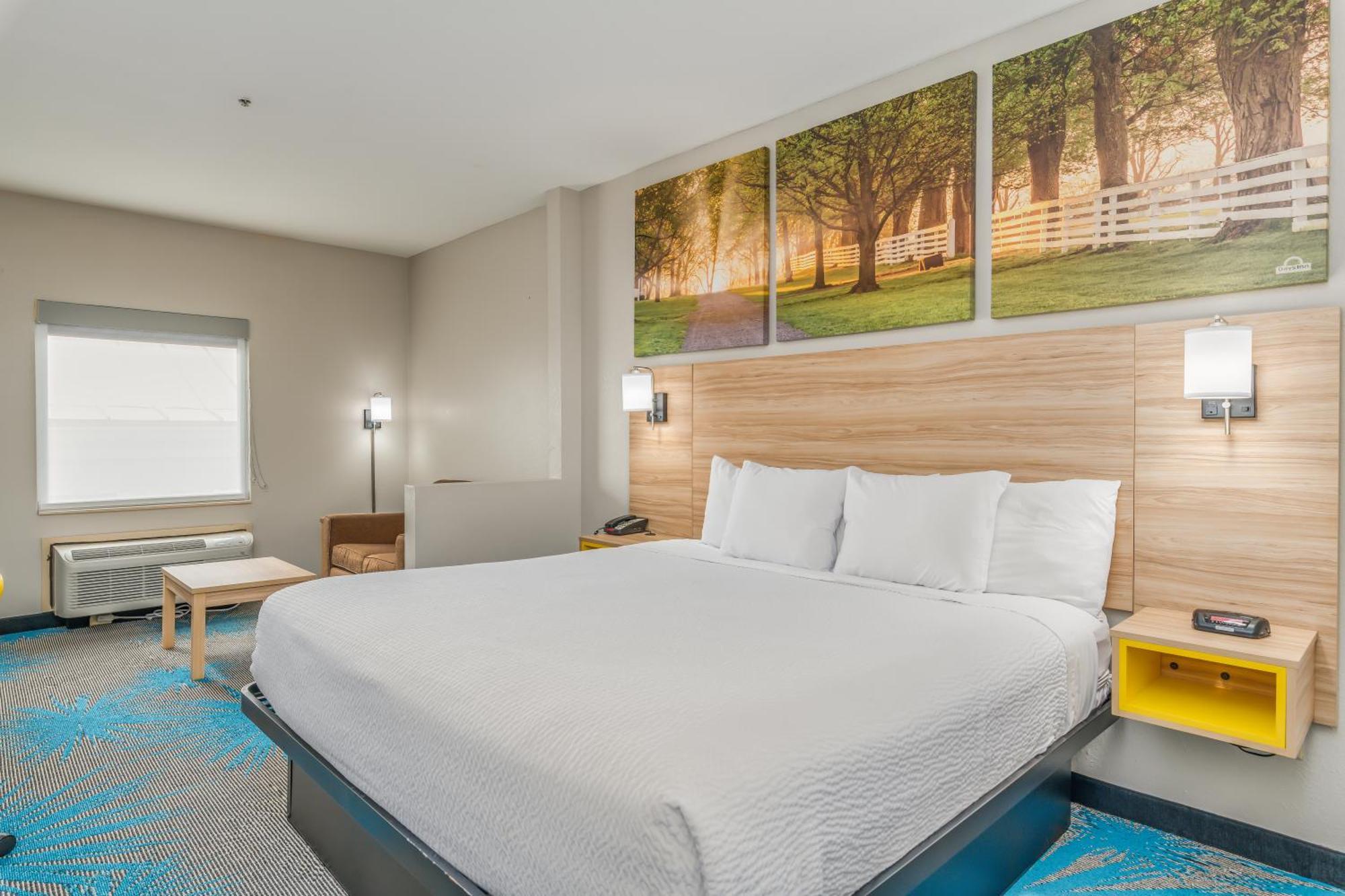 Days Inn & Suites By Wyndham Prattville-Montgomery Ngoại thất bức ảnh