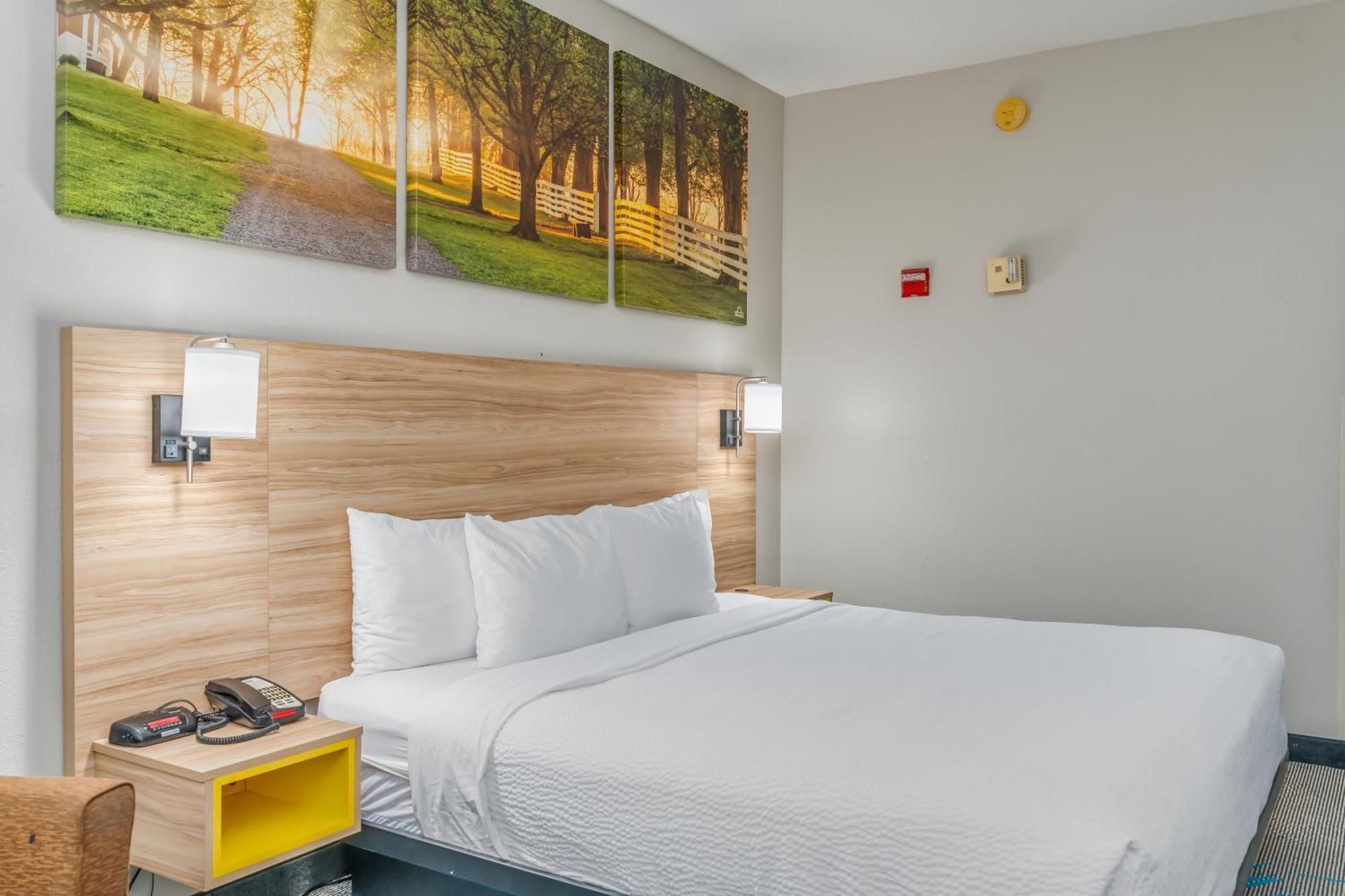 Days Inn & Suites By Wyndham Prattville-Montgomery Ngoại thất bức ảnh