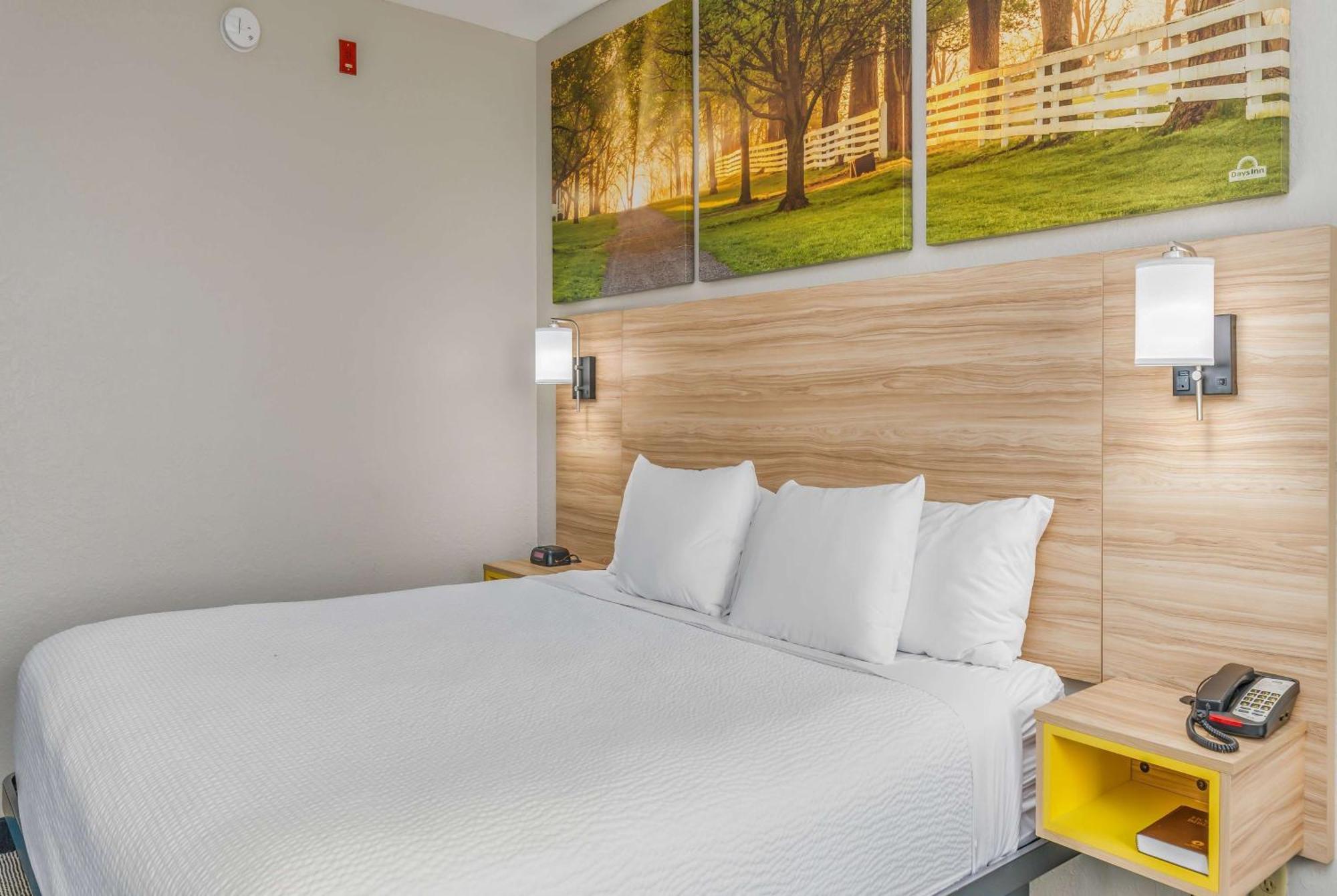 Days Inn & Suites By Wyndham Prattville-Montgomery Ngoại thất bức ảnh